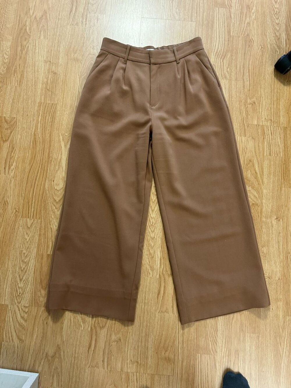 A&F Sloane Tailored Wide Leg Pant